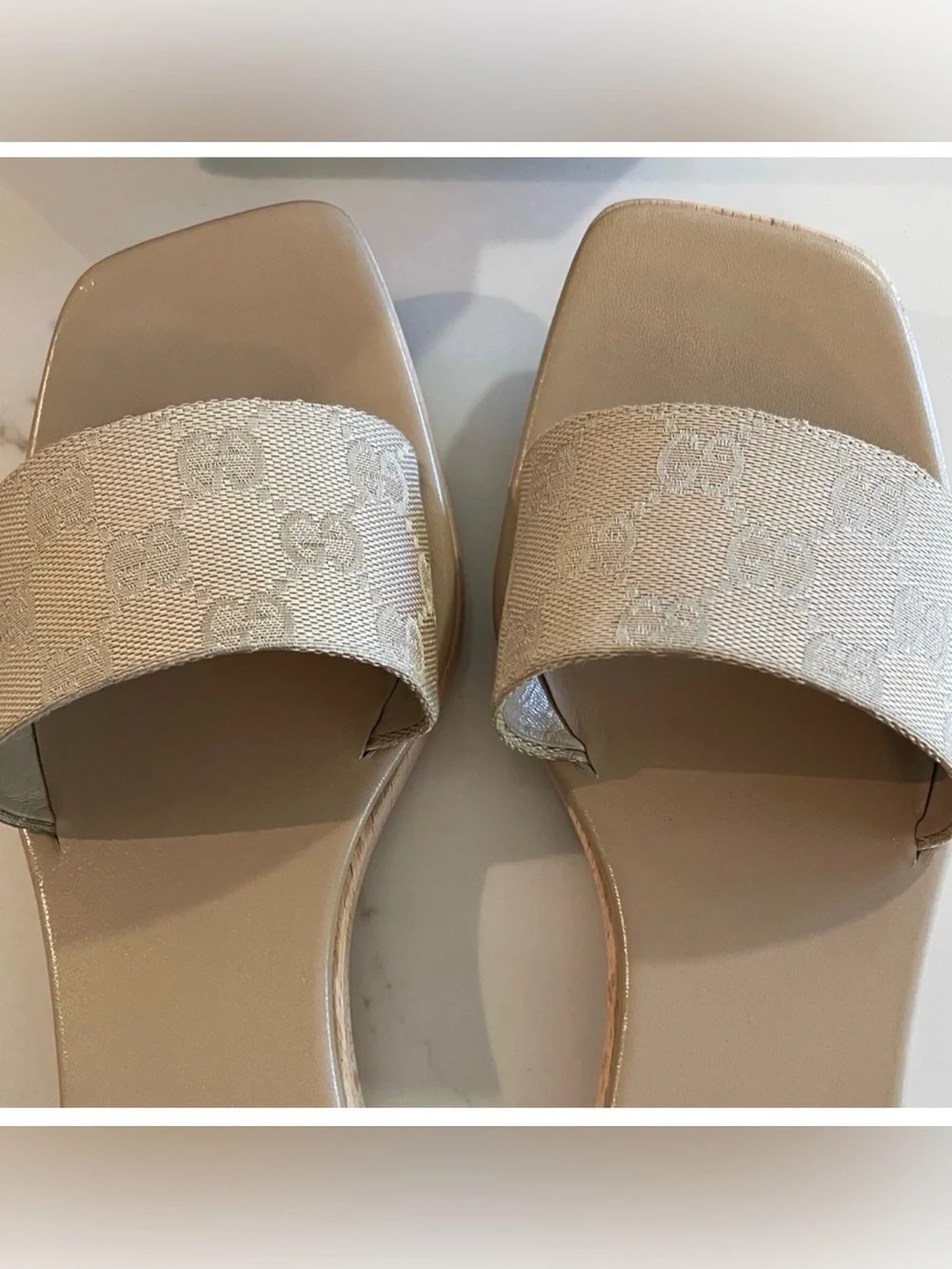 Gucci Beige Monogram Slide Sandals 9.5 - Picture 5 of 16